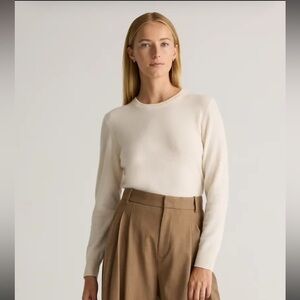 Quince Women MongolianCashmere Crewneck SweaterIvory Sleeved Top S $50MSRP
